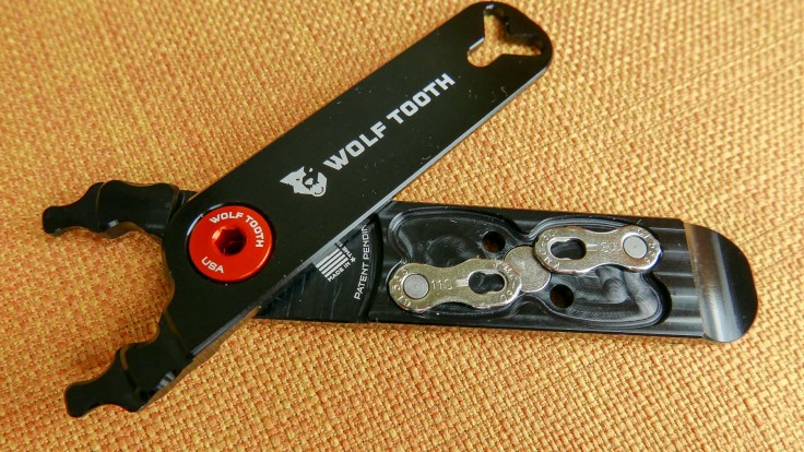 wolftooth pack-pliers
